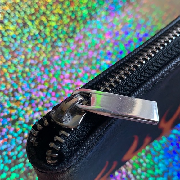 Flame Wallet - Picture 3 of 4